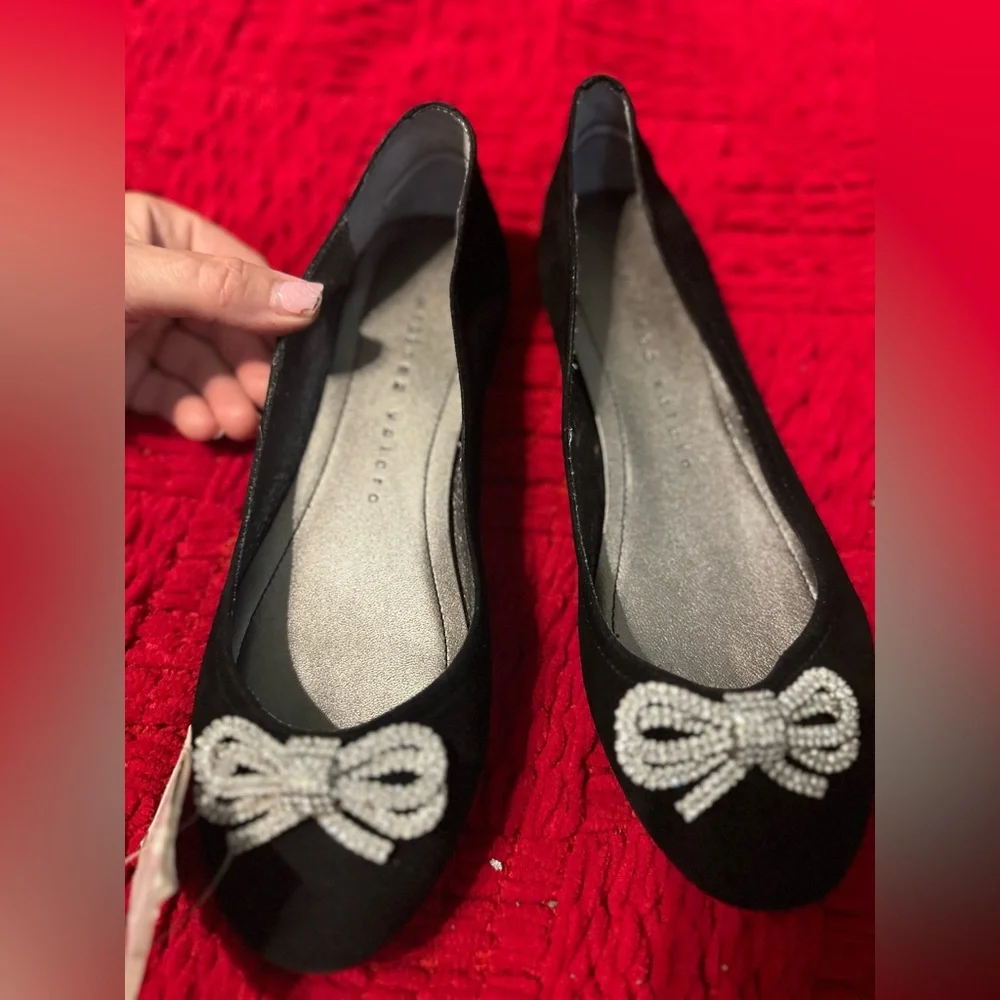 NWT Martinez Valero Black Suede Rhinestone Bow Gorgeous Ballet Flats 6.5 - Picture 5 of 11